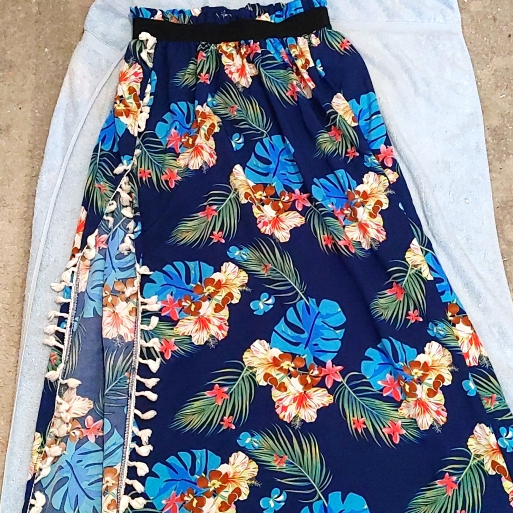 Maxi skirt